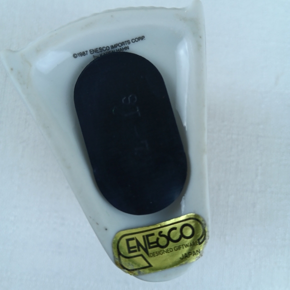 3.3" Enesco Karen Hahn Vintage 1987 Mother Goose Book Ceramic Bank Fairy Tale. - Picture 10 of 13